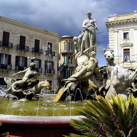 Bed and Breakfast Residenza Matteotti Syracuse Екстер'єр фото